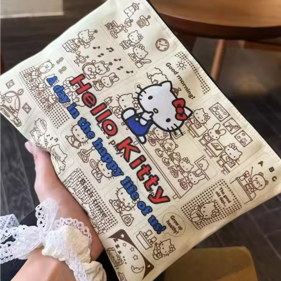 Hello Kitty Handbags - Hello Kitty Cosmetic Bag
